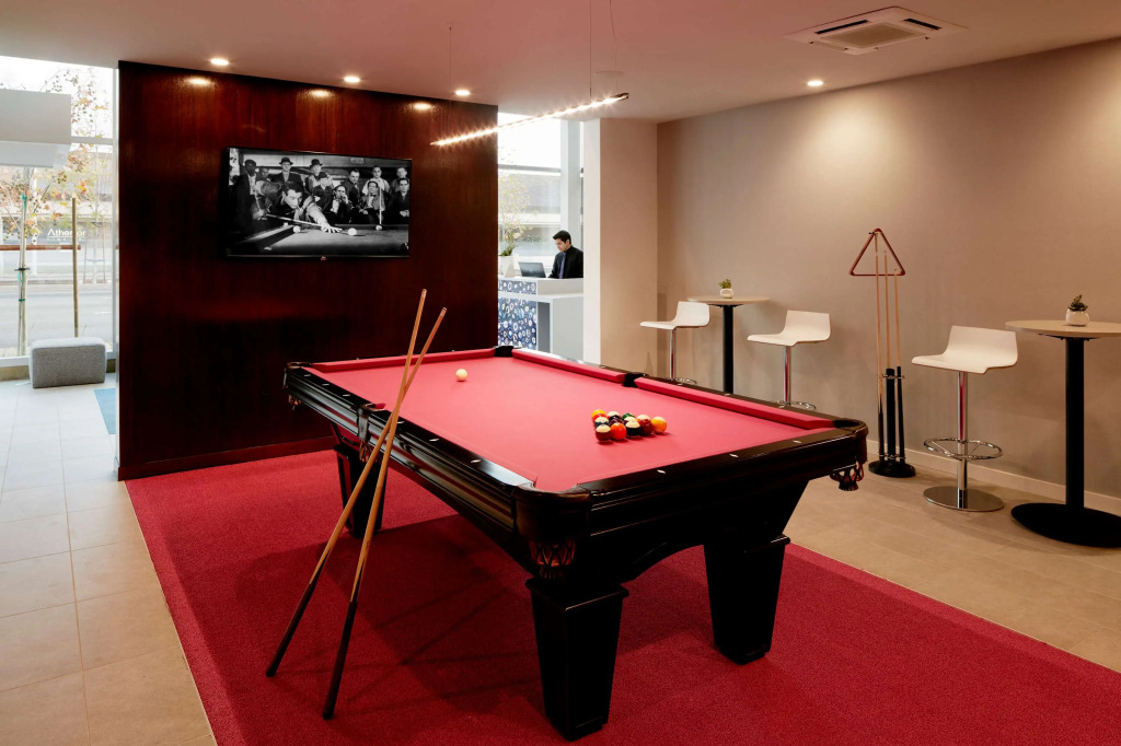 Hotel Lucent