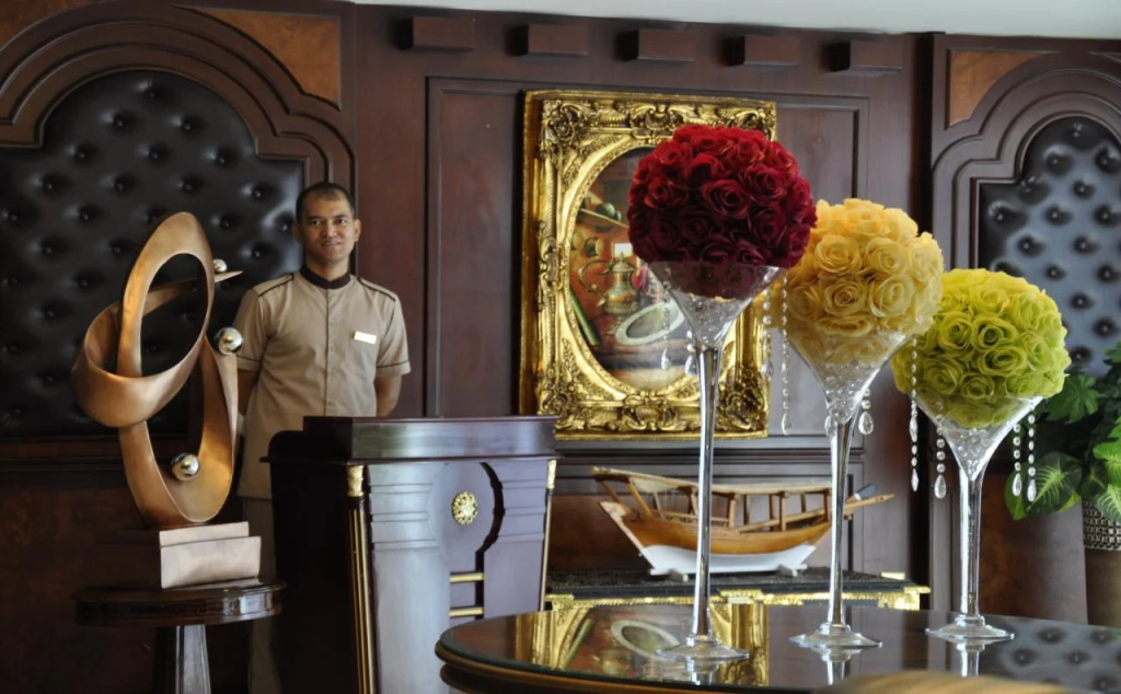 Tourist Hotel