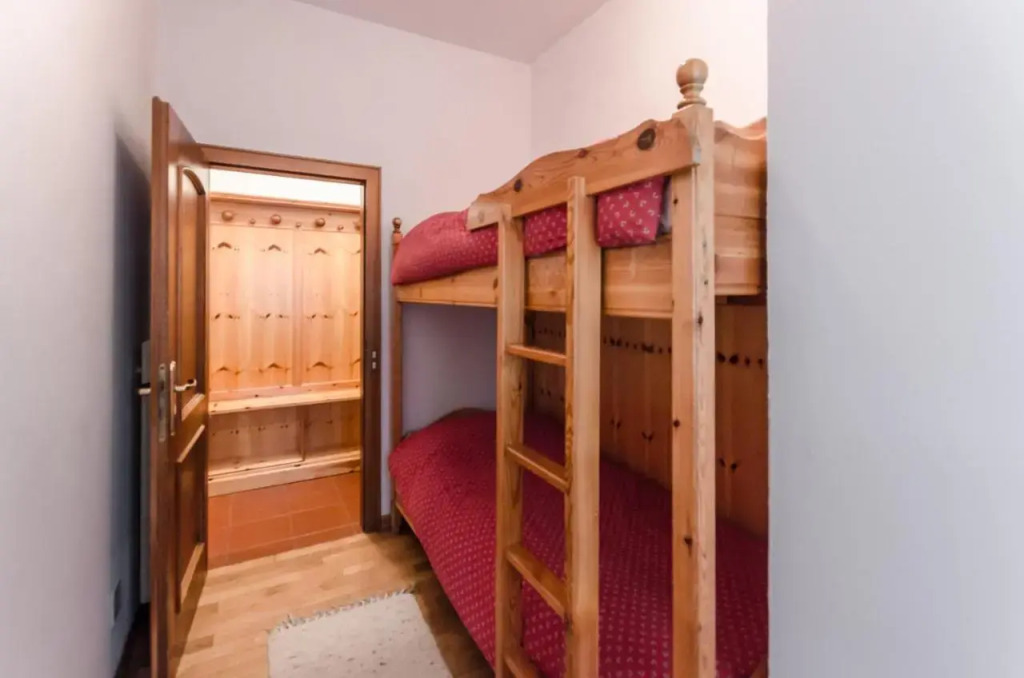 Continental 102 - 4 beds