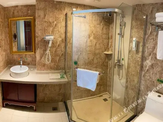Lvzhou Meijing International Hotel