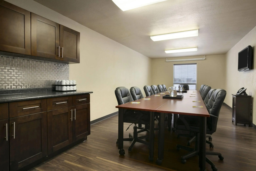 Days Inn by Wyndham Regina