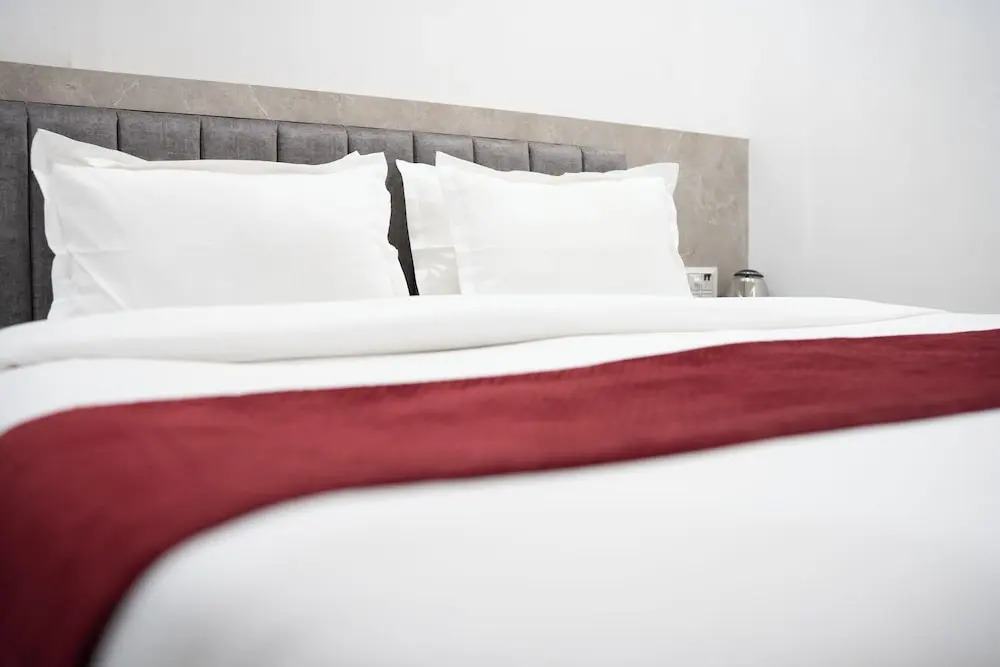 Elite Stay Near Yashobhoomi Dwarka