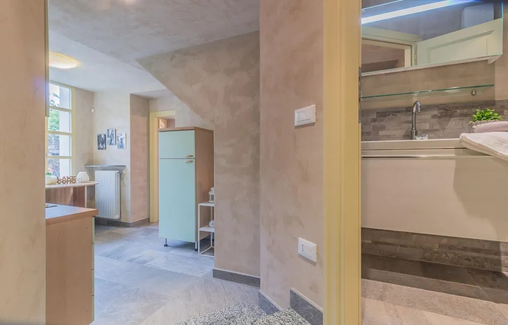 Del Duca Apartment