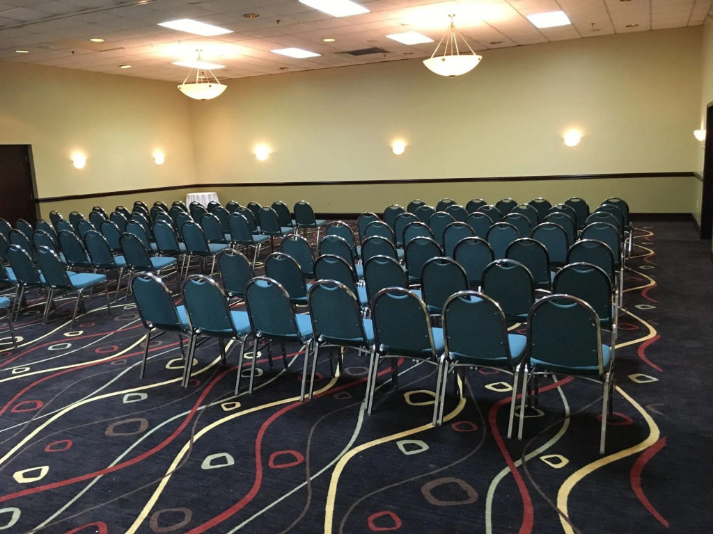 Ramada Plaza & Conf Center by Wyndham Charlotte Airport