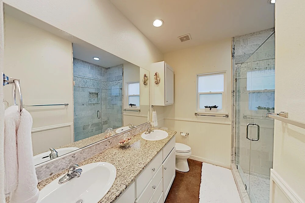 New Listing! Ge Walk Charmer -- Near Beach 3 Bedroom Home