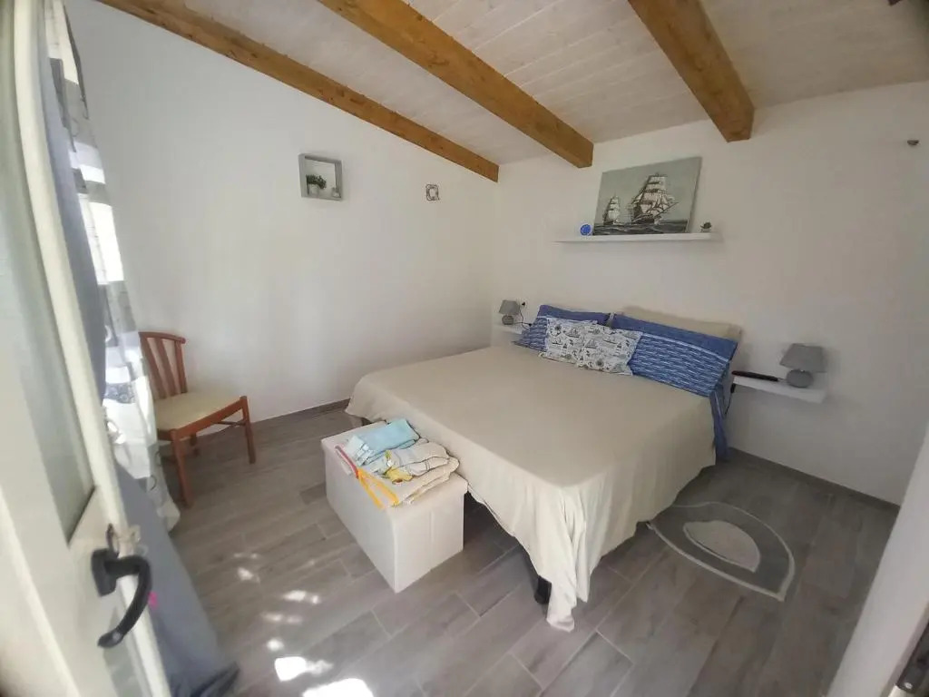 Mini suite