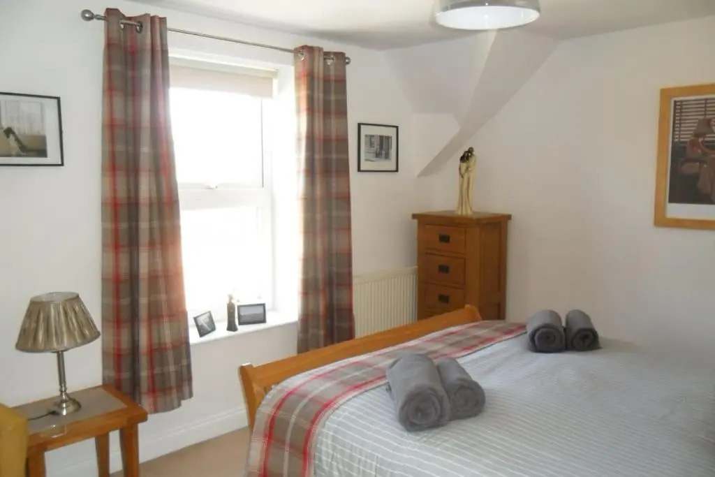 NEW for 2022 season. Superb Victorian Townhouse