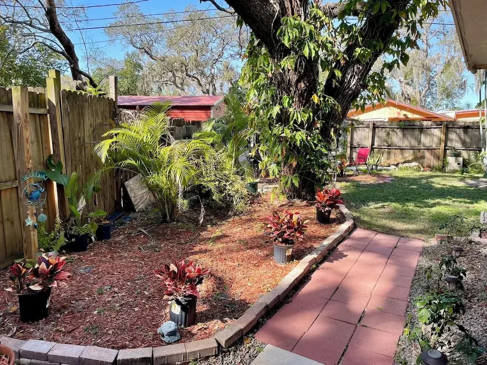 Gulf Side Getaway near Downtown Beaches