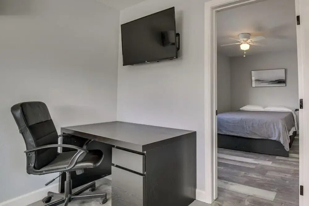 Renovated Hawthorne Apartment By Museums & Dining!