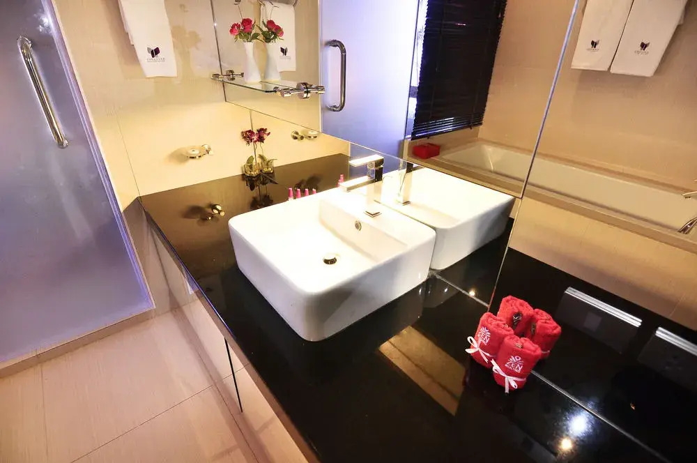 ZEN Rooms Sukhumvit Soi 10