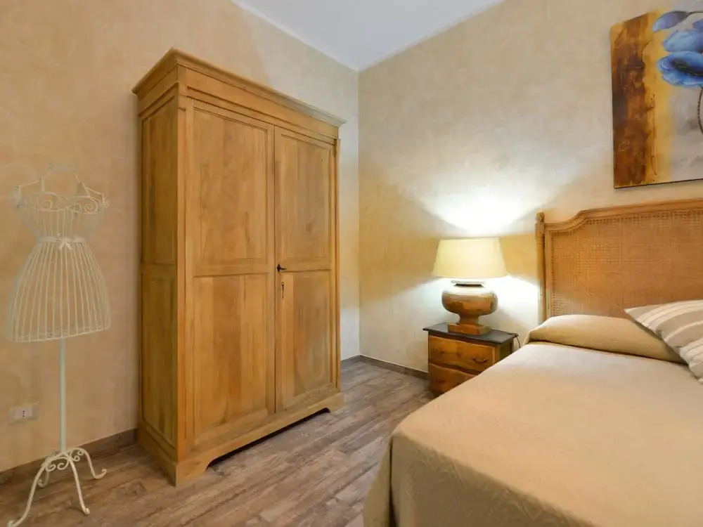 Bacall Apartment