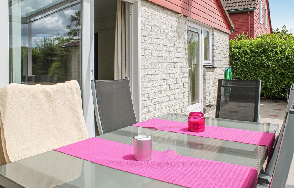 4 Bedroom Gorgeous Home In Wemeldinge