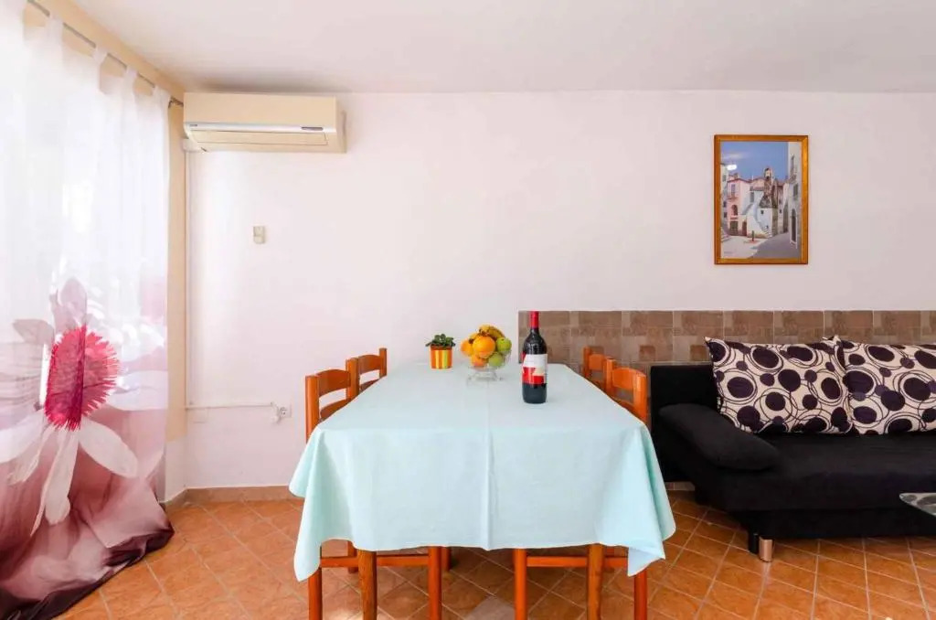 Apartments in Crikvenica 39424