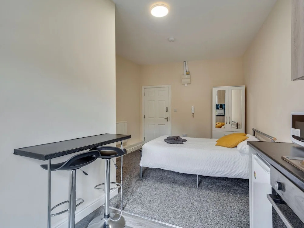 Cosy Apartment in Coventry Near Coventry University
