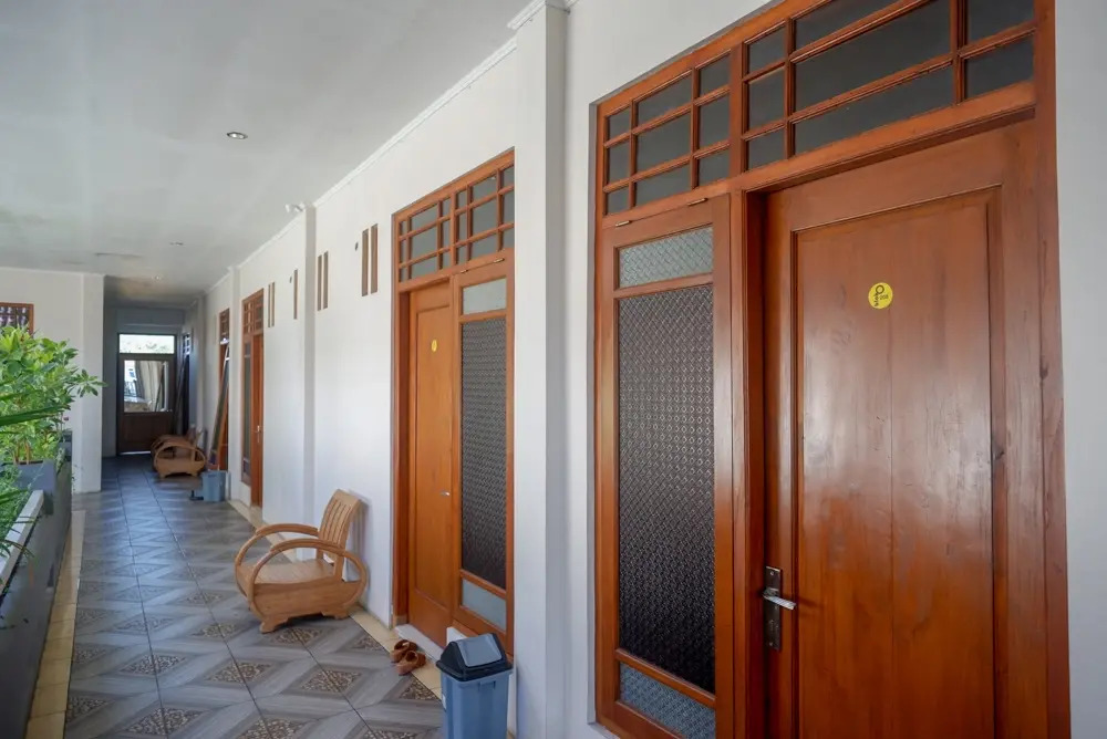 90182 Blok O International Guest House