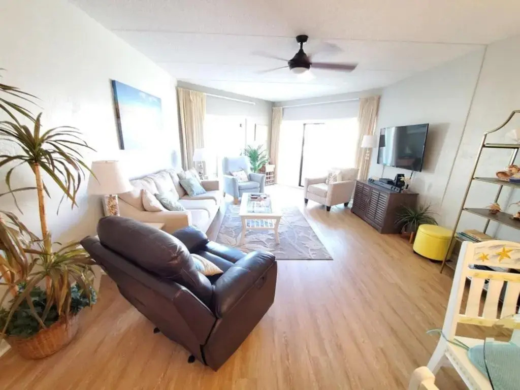 Island House F116