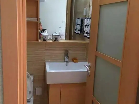 Xinsuihai Seaview Apartment (Yingkou Shanhai Square Vanke Shop)