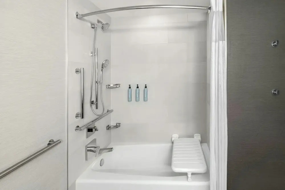 Courtyard By Marriott Sherman
