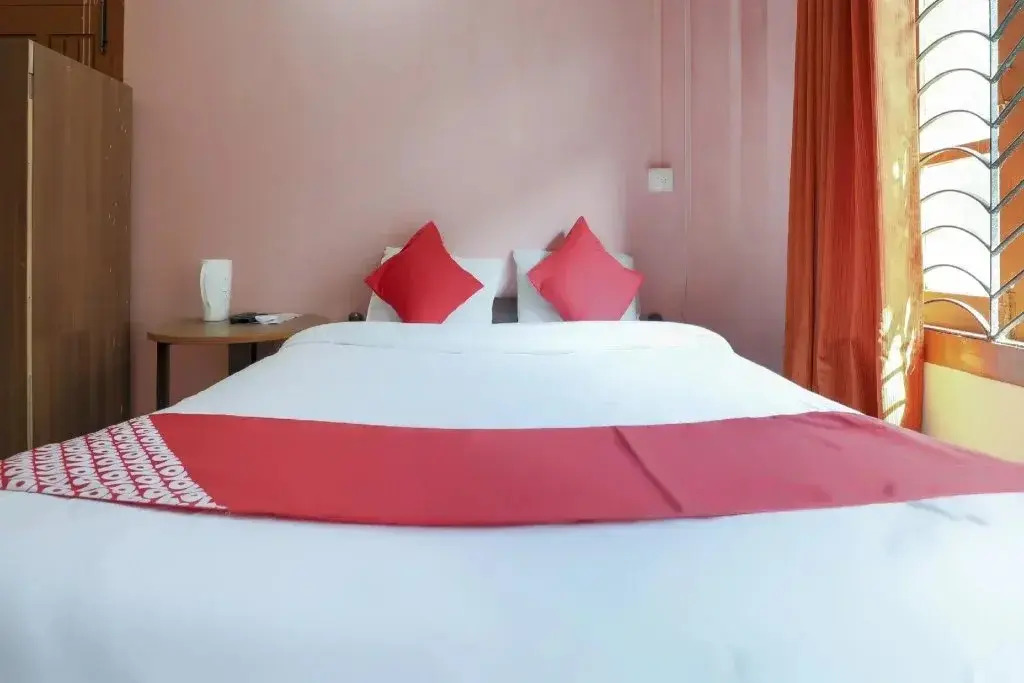 Hotel O by OYO Palace Inn