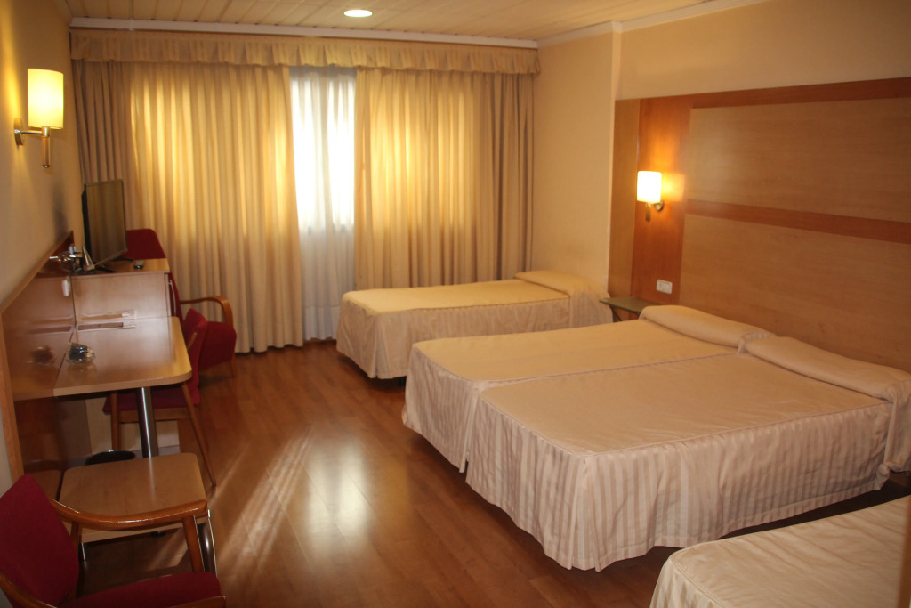 Hotel Reconquista
