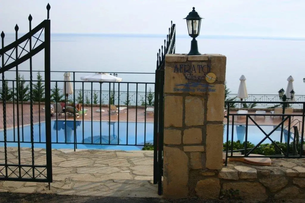 Afrato Village Sea View apartments