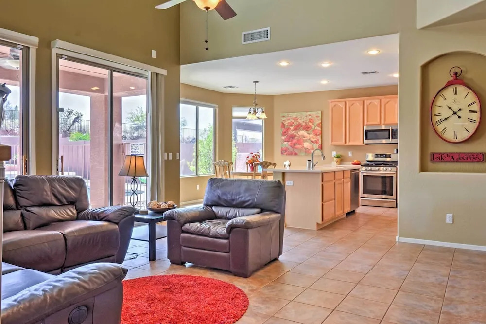 North Phoenix Home w/ Pool: Hike, Swim & Shop!