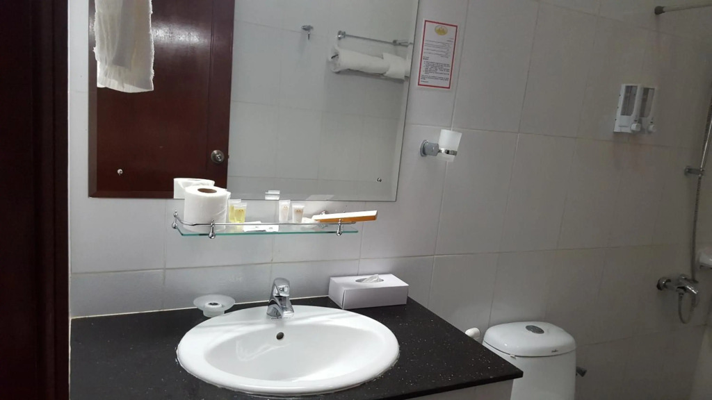 Al Ayjah Plaza Hotel