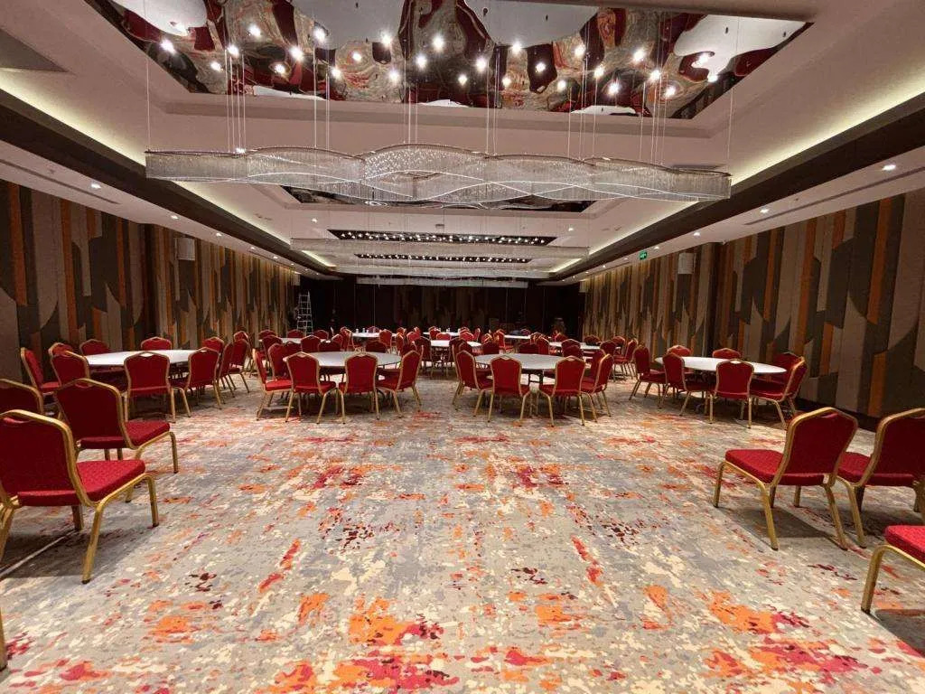 Azura World Hotel
