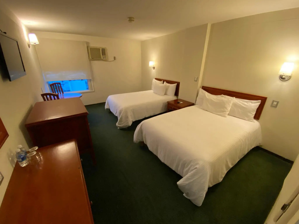 Hotel Enterprise Inn Poliforum