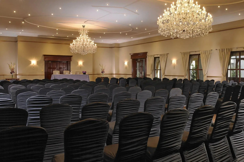 Hotel Woodstock Ennis