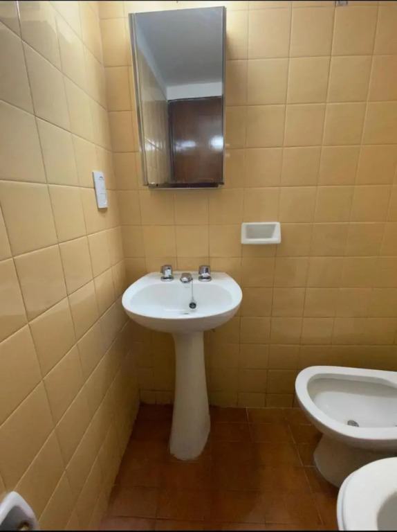Departamento 4 a 150 metros Avenida San Martín Mendoza - cochera opcional