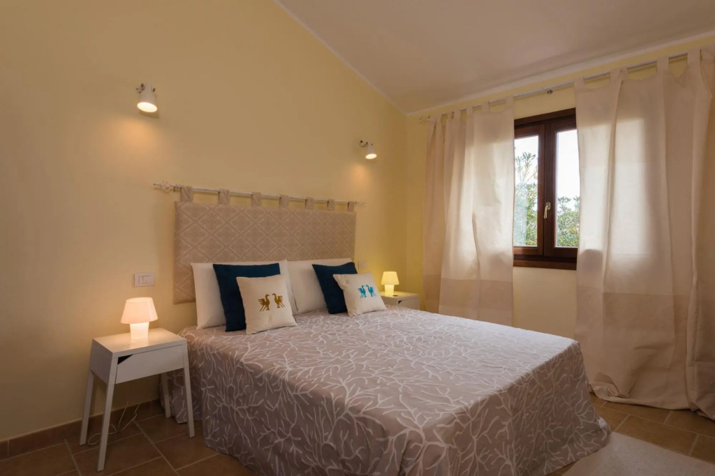 The semi-detached villa, is only another house always in the first row, and is composed of two doubl-PERLACEA 19