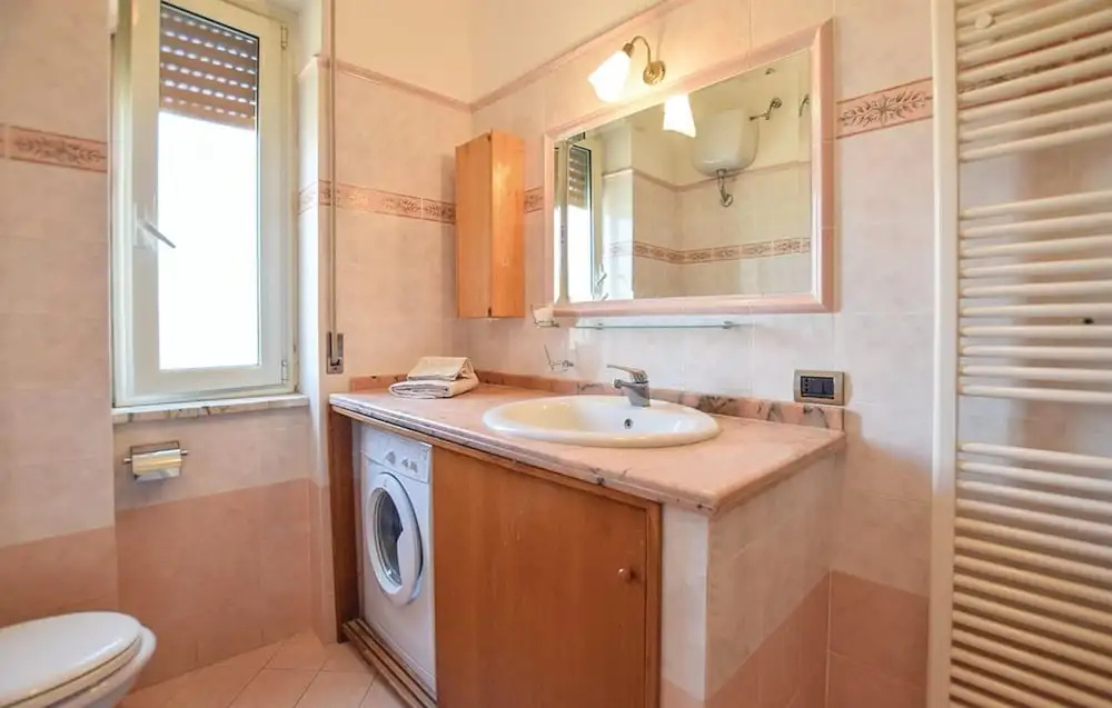 Apartment With one Bedroom in Santa Maria di Castellabate, With Wonderful sea View, Enclosed Garden and Wifi - Near the Beach