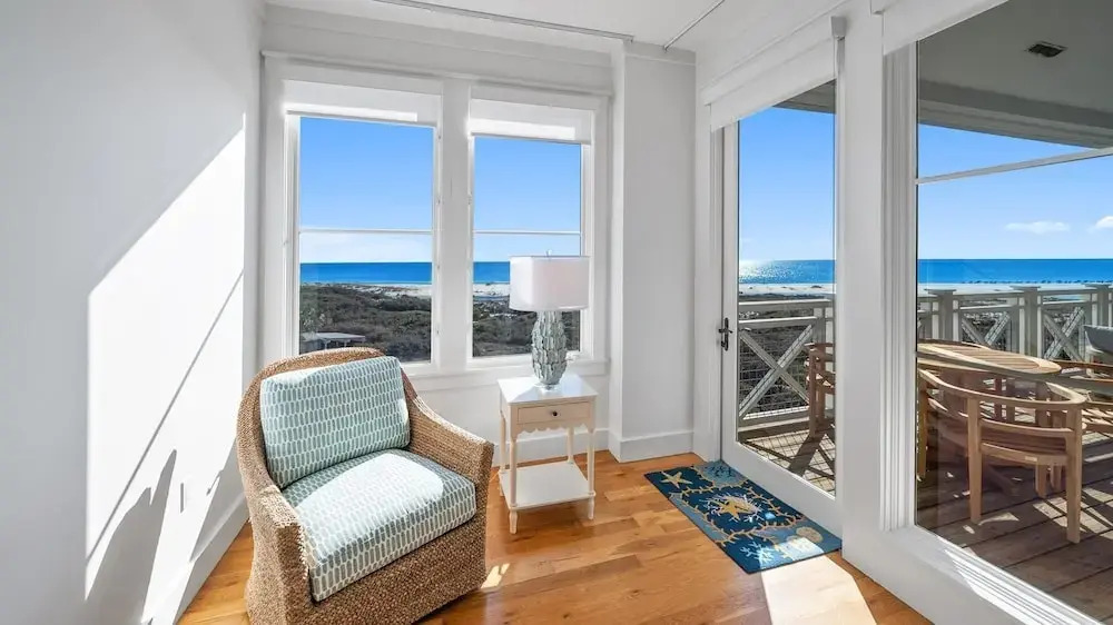 Vitamin Sea 3 Bedroom Condo by RedAwning