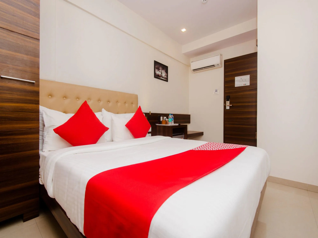 OYO 14984 Hotel Mumbai International