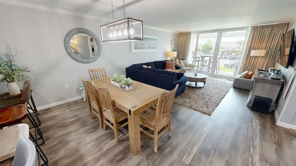 Shoreline Towers 3025 2 Bedroom Condo