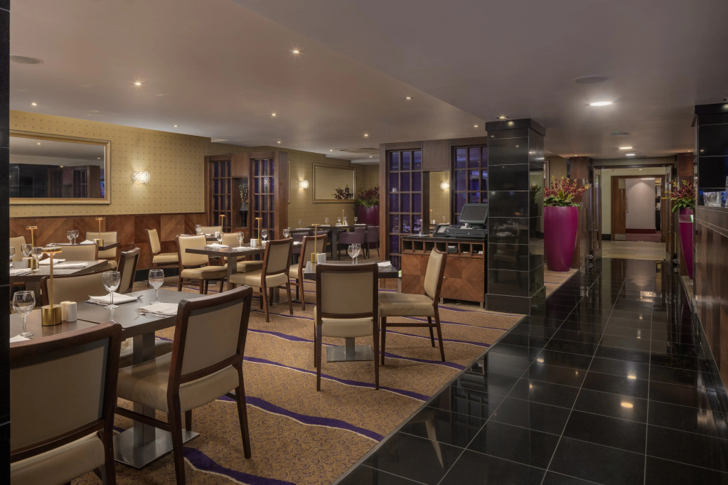 Crowne Plaza London Ealing by IHG