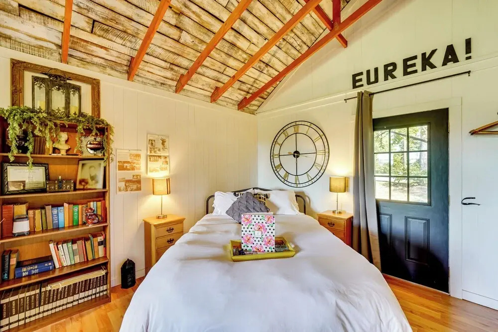 1 Mi to Downtown Eureka Springs: Studio Retreat