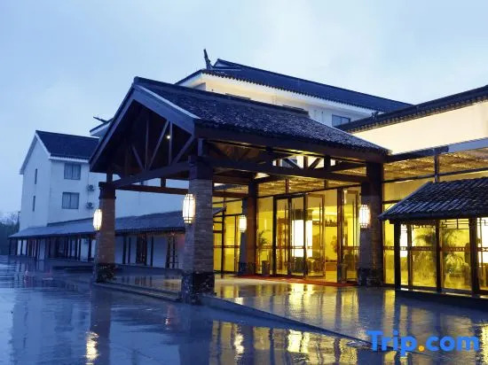Xitang Holiday Hotel (Xitang Ancient Town Scenic Area)