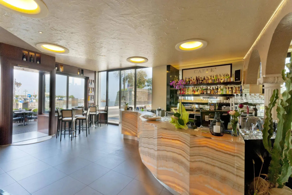 Hotel Bellarrivo by Dori