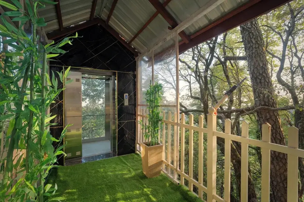 Regenta Place Dalhousie Just 500 Meters Walkable from Mall Road