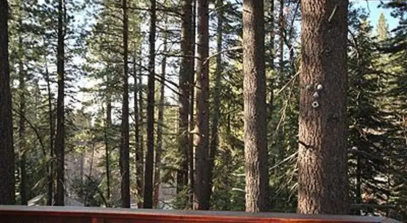RedAwning June Way Holiday home 2