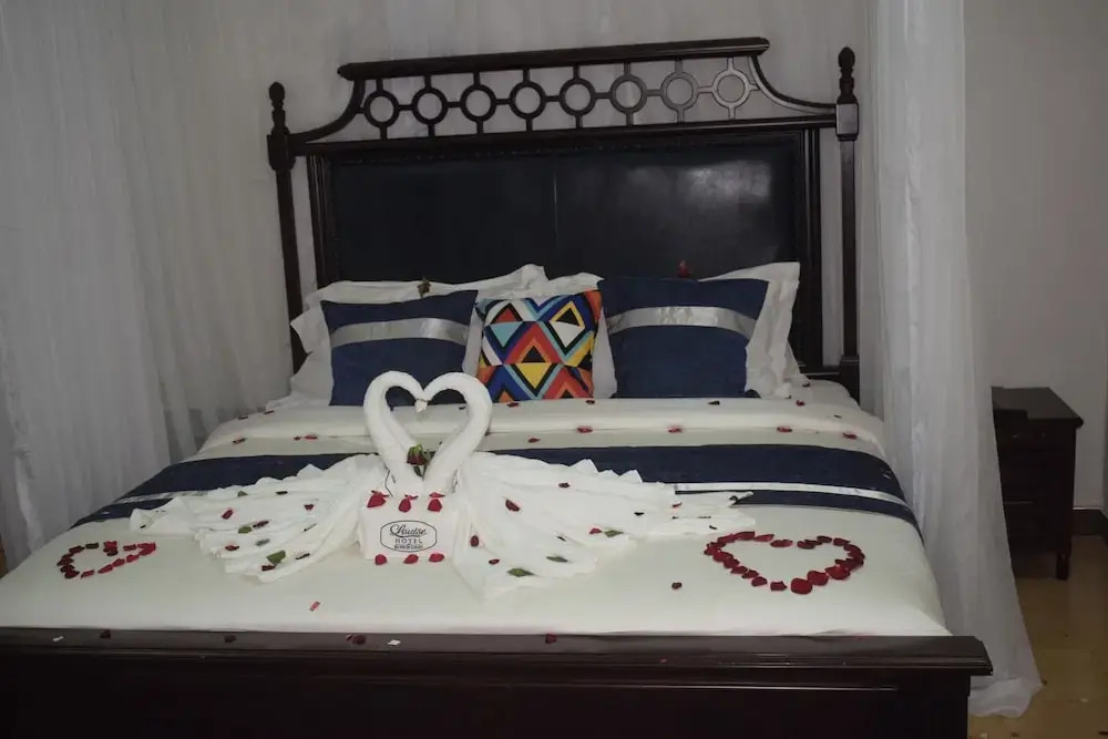 Louize Simba Hotel Embu