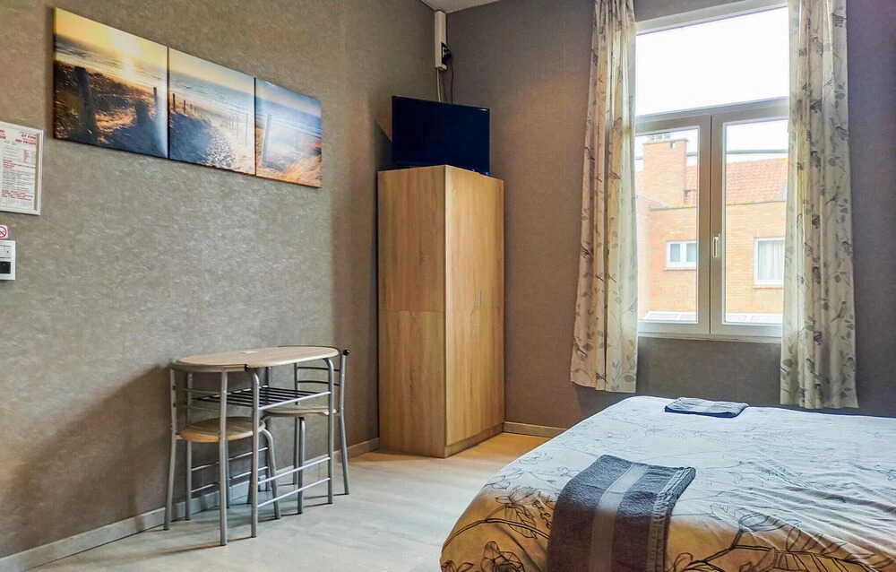 Stunning Home in Oostende With 4 Bedrooms