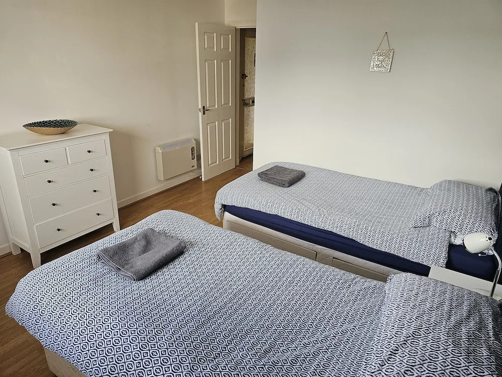 Snug - Colquhoun Square Apartment
