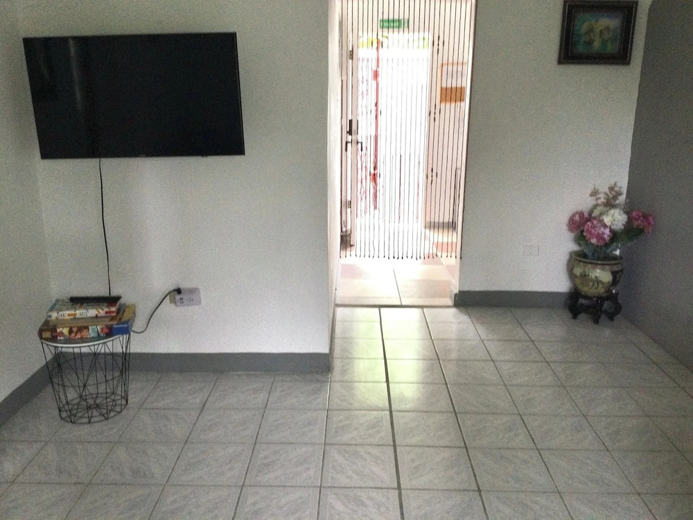 Serenity 2-bed Apartment in Port Antonio, Portland