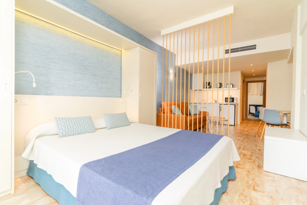 HOVIMA La Pinta Beachfront Family Hotel