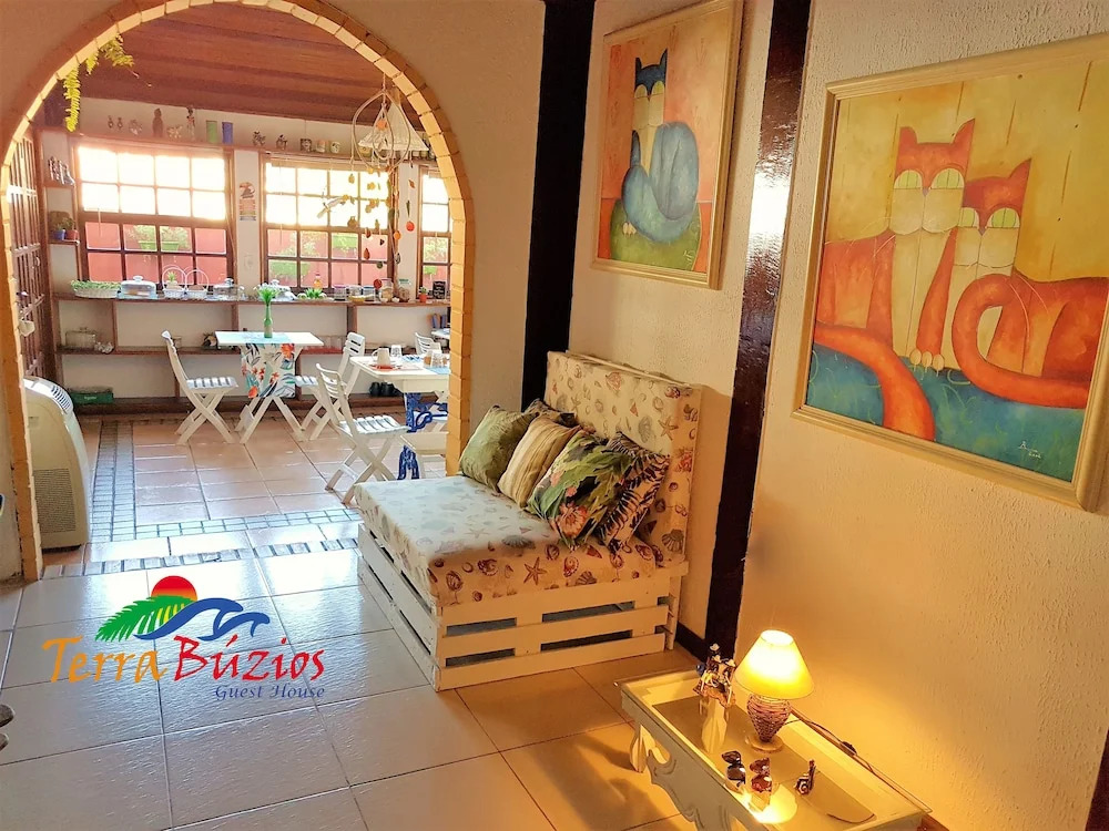 Solo Buziano Guest House