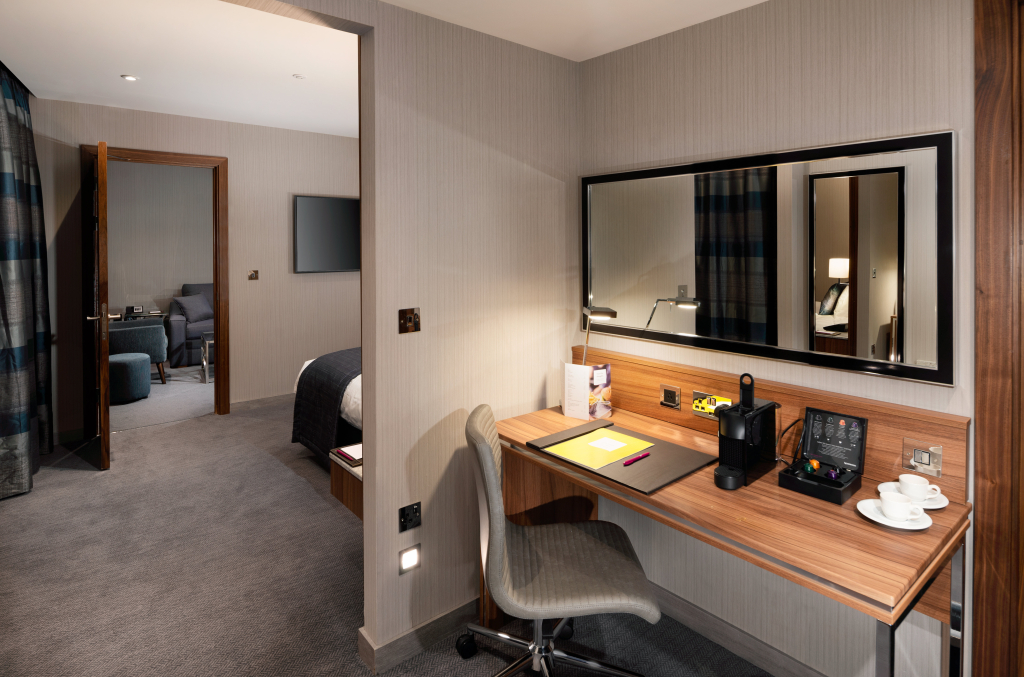 Crowne Plaza London Heathrow T4, an IHG Hotel