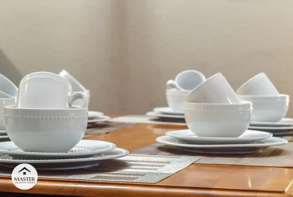 3 Bedrooms S / Lucaya Village Townhouse by RedAwning